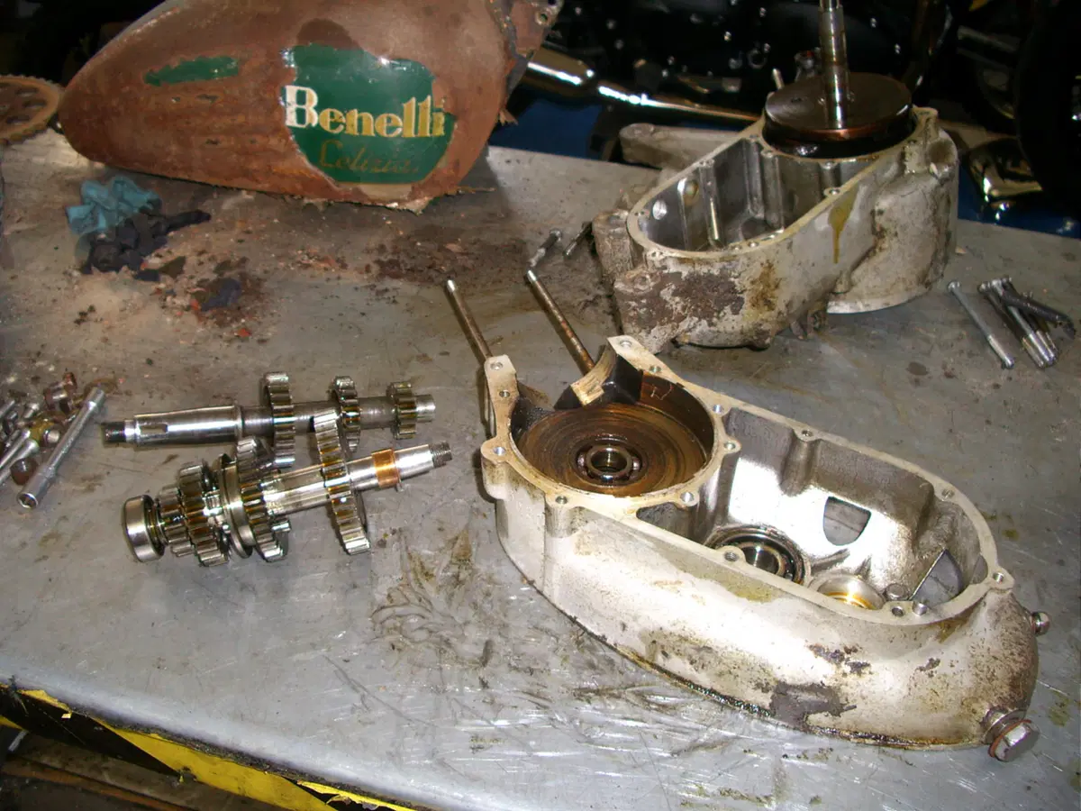 Restaurando, quarta puntata: Benelli Letizia 98 (75)