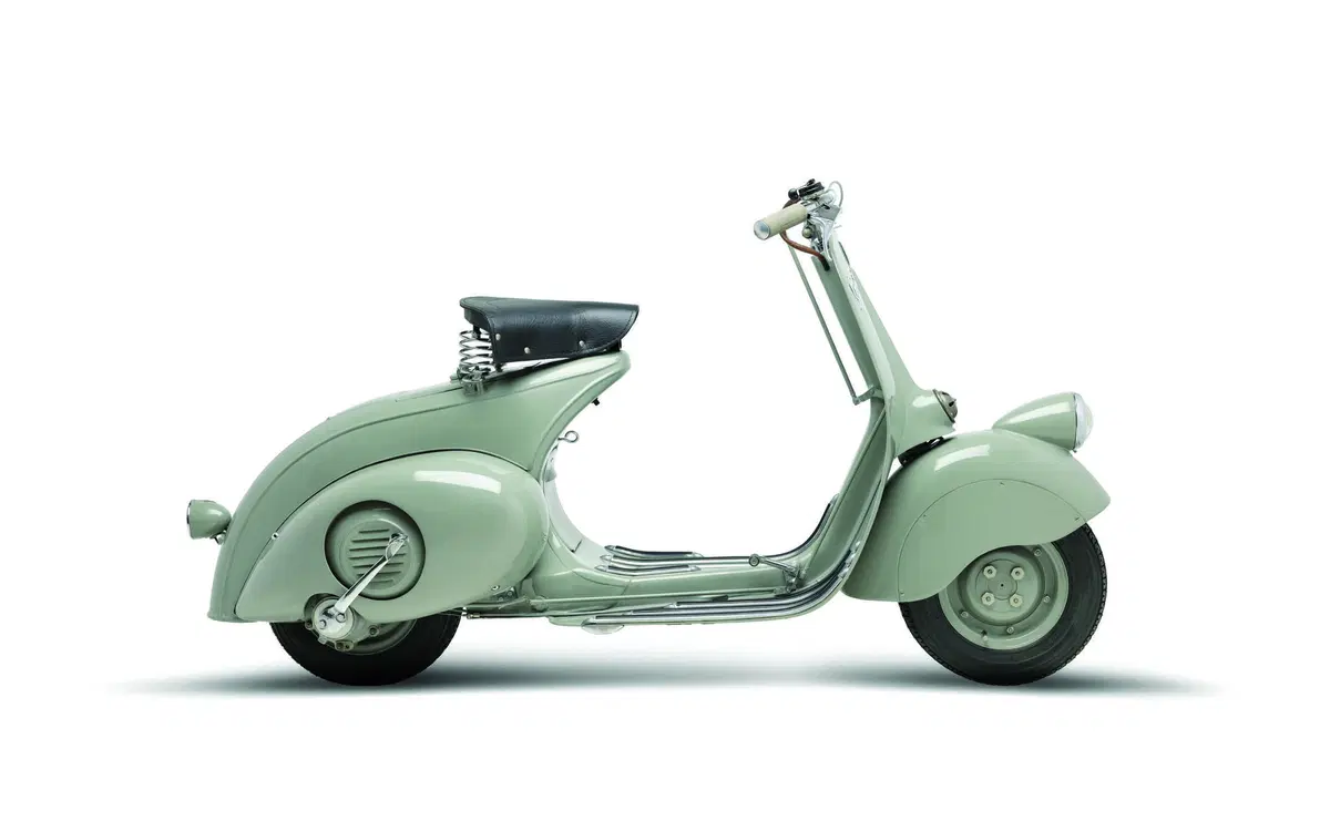 Piaggio festeggia 130 anni di storia  (2)