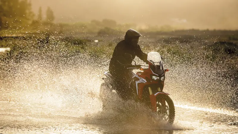 Honda CRF 1000L Africa Twin: il video