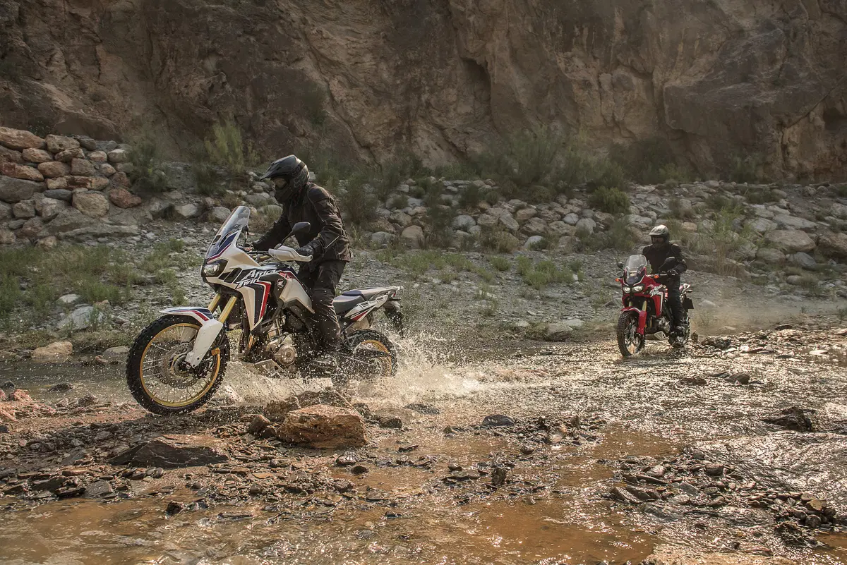 Honda CRF 1000L Africa Twin: la Photo Gallery (24)