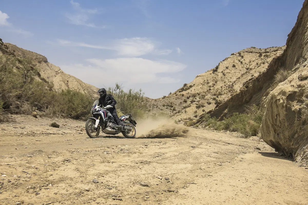 Honda CRF 1000L Africa Twin: la Photo Gallery (26)