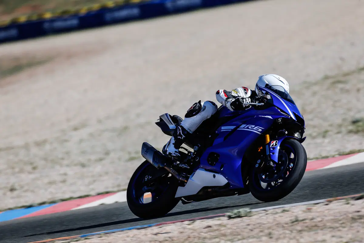 Yamaha YZF-R6 2017 (7)