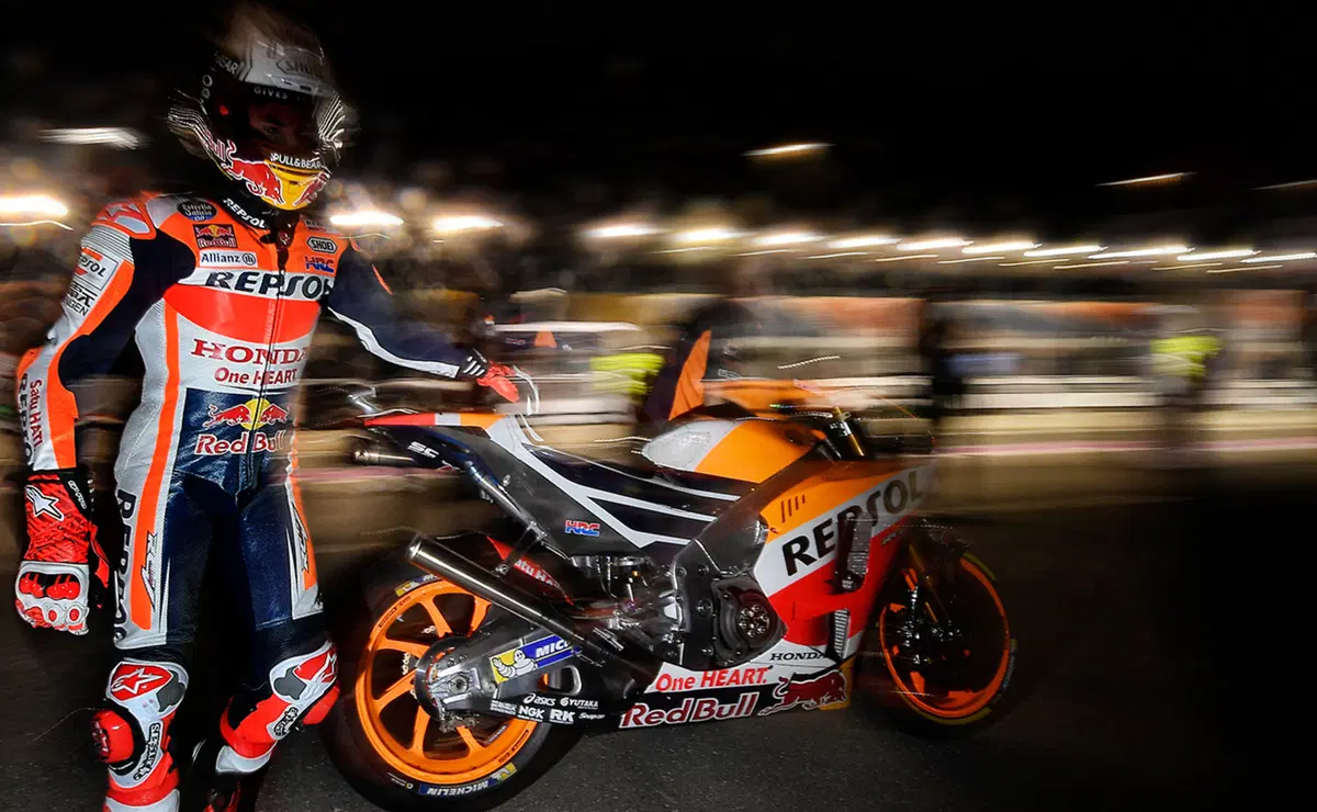 Gallery MotoGP 2017. Le foto più spettacolari del GP del Qatar (16)