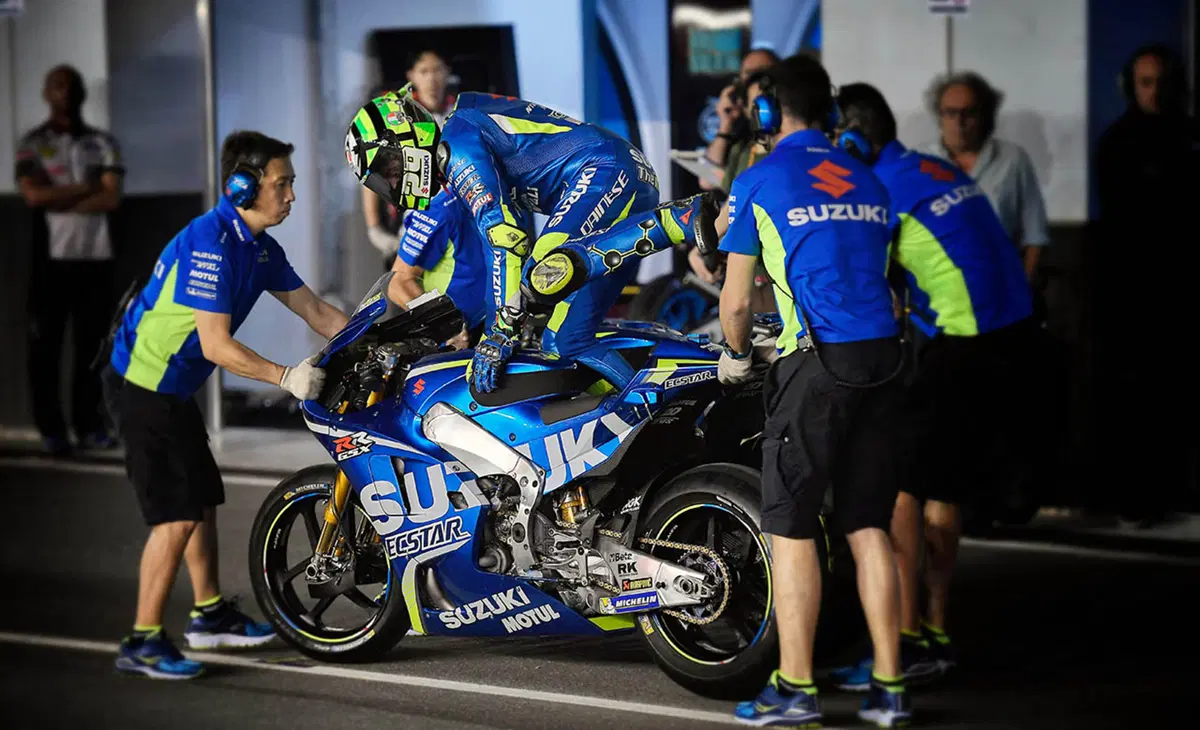 Gallery MotoGP 2017. Le foto più spettacolari del GP del Qatar (23)