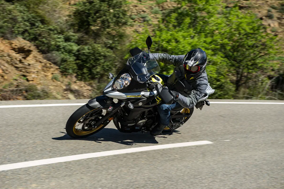 Suzuki V-Strom 650XT 2017. Non più solo sostanza (2)