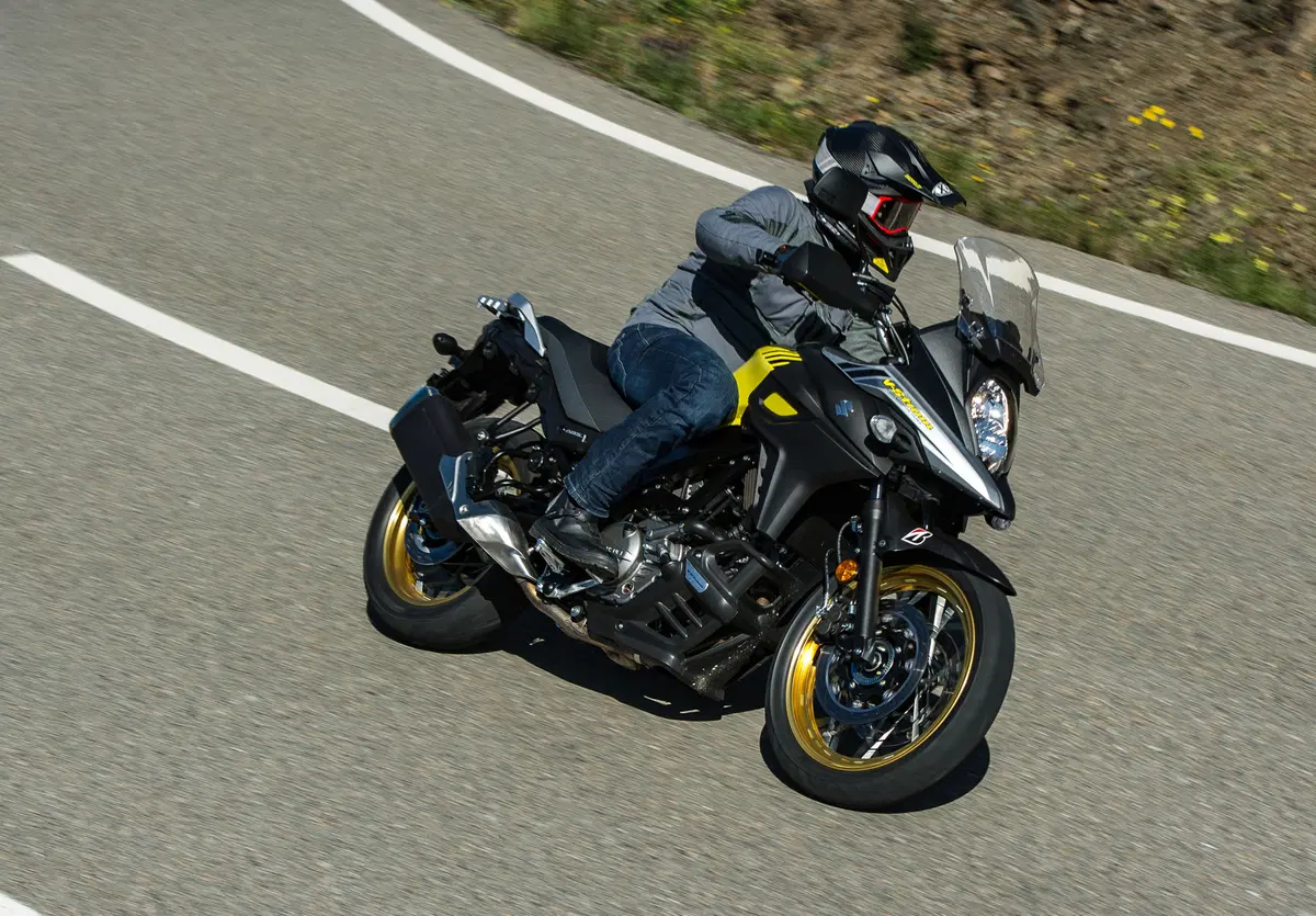 Suzuki V-Strom 650XT 2017. Non più solo sostanza (6)