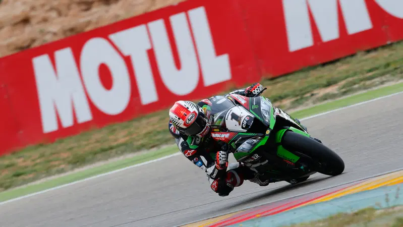 SBK 2017. Rea &egrave; il pi&ugrave; veloce nelle FP1 ad Arag&oacute;n