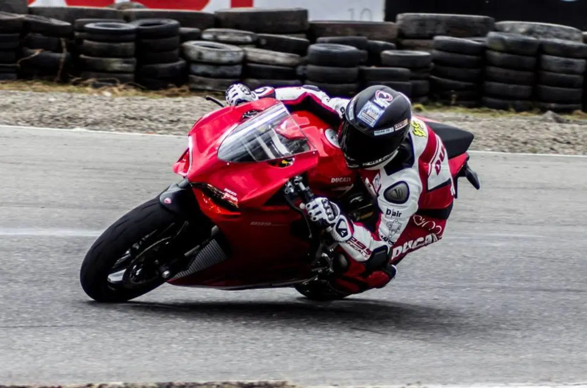 Manuel Poggiali: "Una cosa è andare in moto, un'altra è saperlo fare bene per davvero" (4)