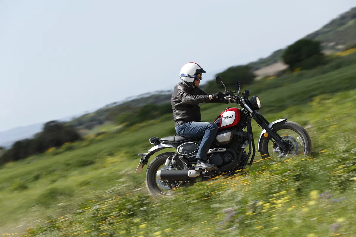 Yamaha SCR950  2017. La scrambler heritage