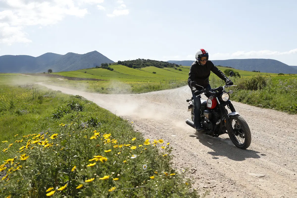 Yamaha SCR950  2017. La scrambler heritage (3)