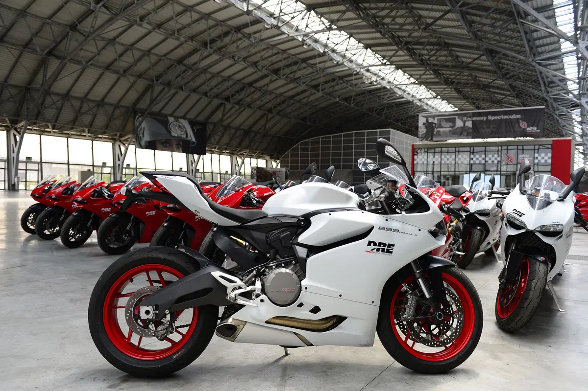 DRE, Ducati Riding Experience: la prima volta in pista non si scorda mai (3)
