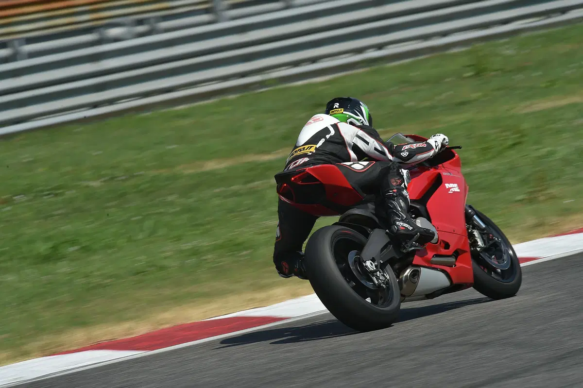 DRE, Ducati Riding Experience: la prima volta in pista non si scorda mai (16)