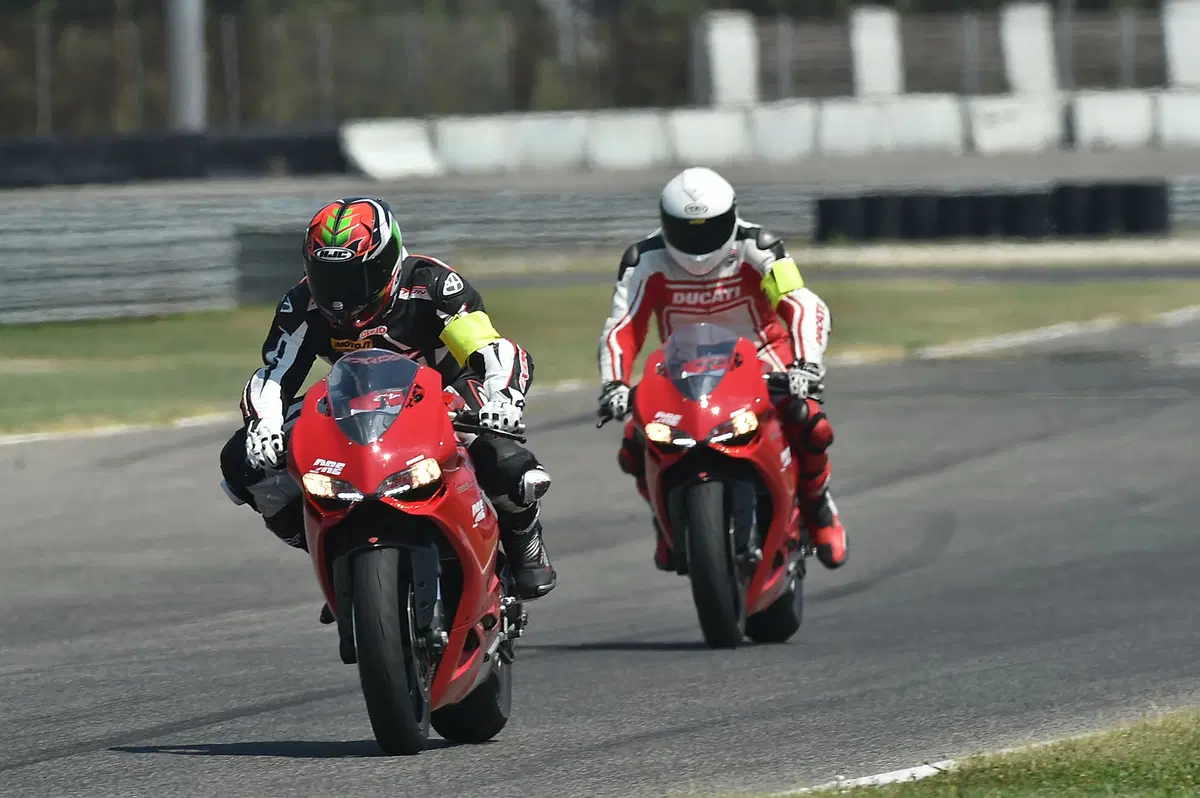 DRE, Ducati Riding Experience: la prima volta in pista non si scorda mai (19)