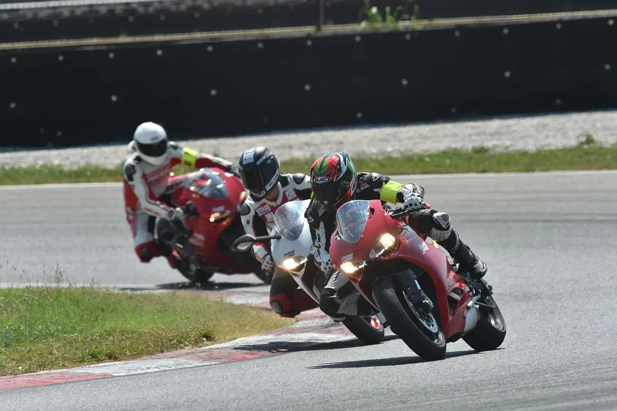 DRE, Ducati Riding Experience: la prima volta in pista non si scorda mai (20)