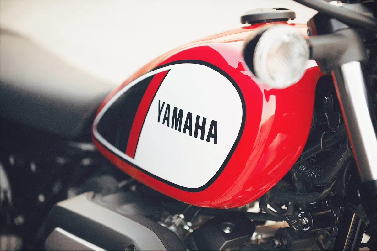 Yamaha SCR950  2017. La scrambler heritage