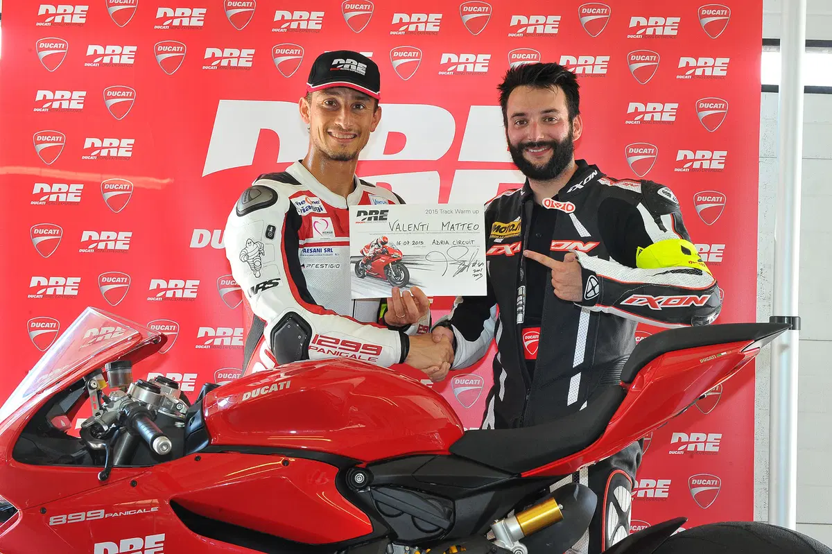 DRE, Ducati Riding Experience: la prima volta in pista non si scorda mai