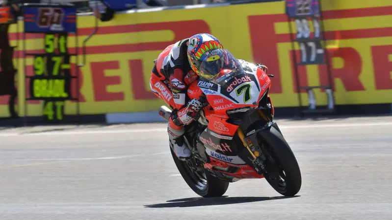 SBK. Davies si impone in Gara-2 ad Arag&oacute;n
