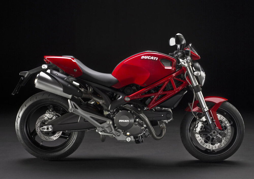 Ducati Monster 696 Plus (2007 - 14) (2)