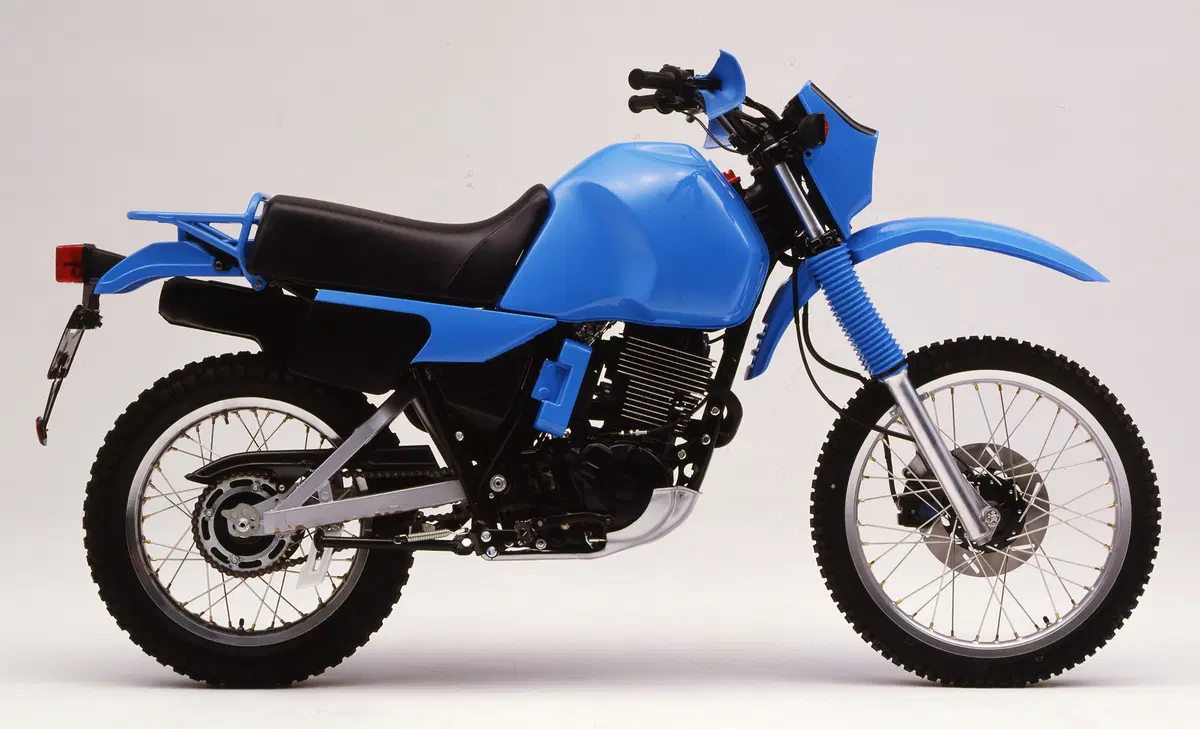 Restaurando, quinta puntata: Yamaha XT 600 Ténéré 34L (68)