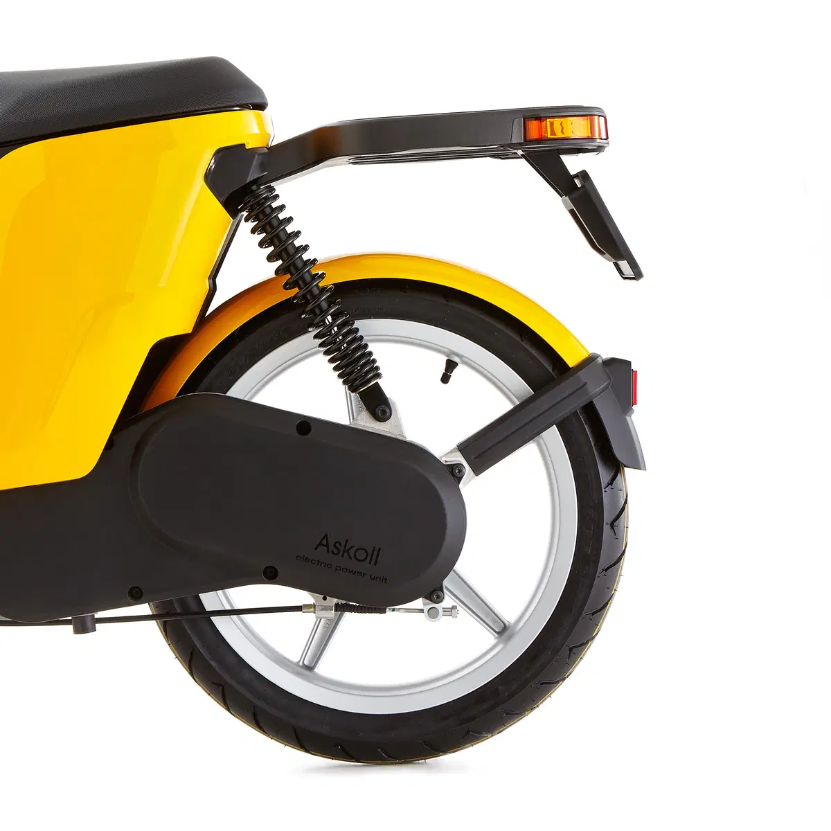 Askoll eS1, lo scooter elettrico made in Italy (14)
