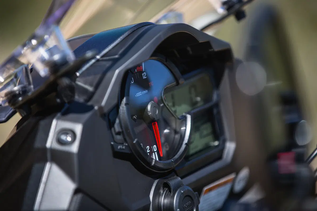 Suzuki V-Strom 1000 XT. Se va bene, perché cambiare? (7)