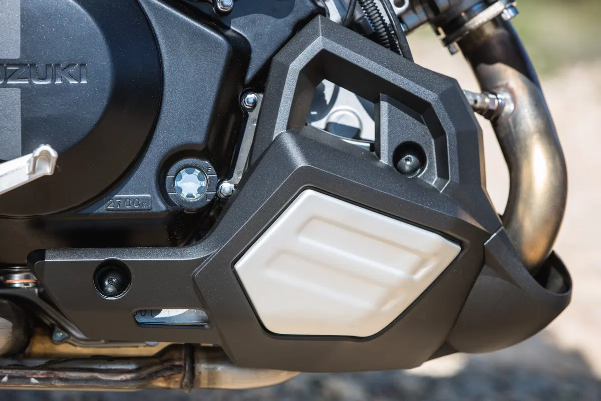 Suzuki V-Strom 1000 XT. Se va bene, perché cambiare? (10)
