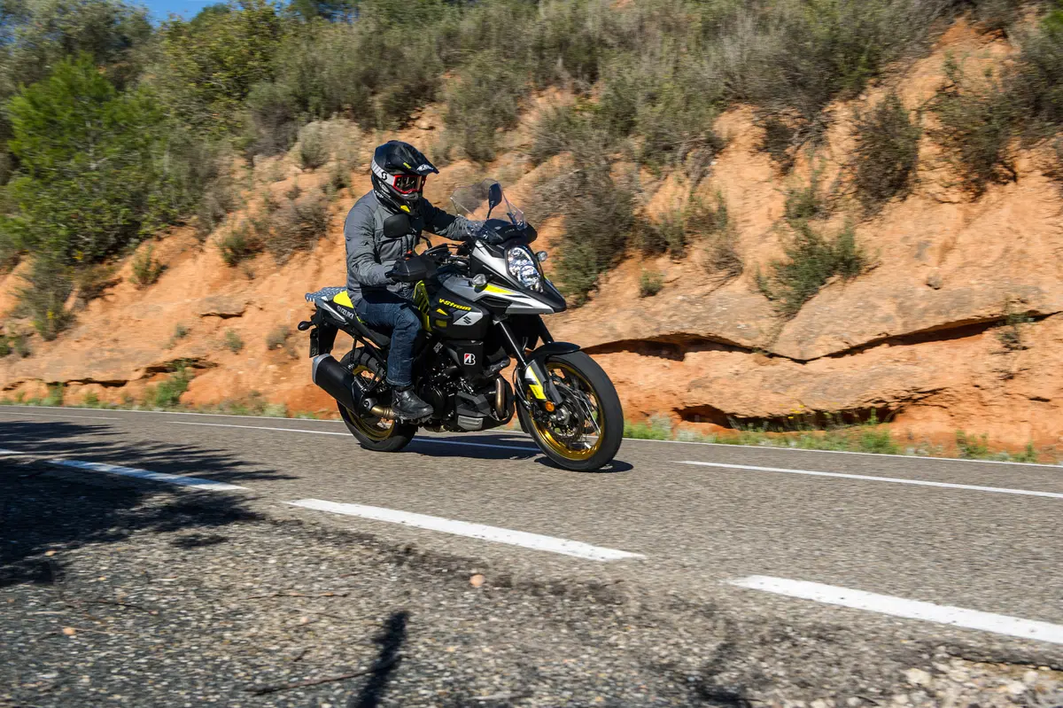Suzuki V-Strom 1000 XT. Se va bene, perché cambiare? (23)