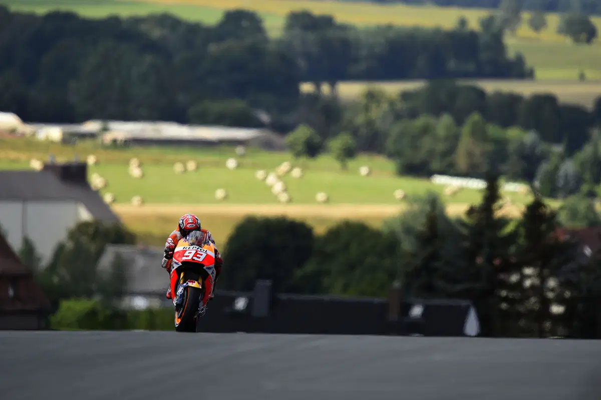 MotoGP 2015. Gli scatti più belli di metà stagione (3)