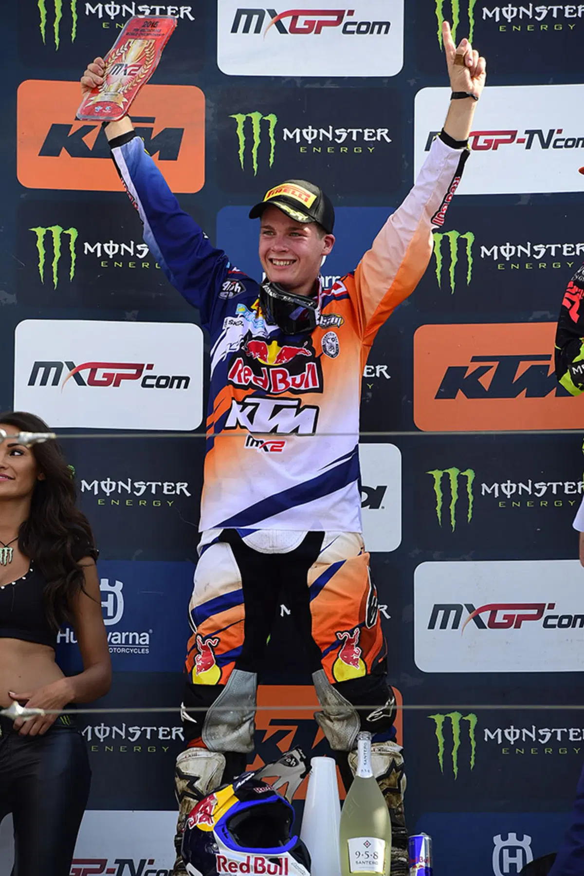 MXGP Lommel 2015. Simpson conferma e Jonass stupisce  (5)