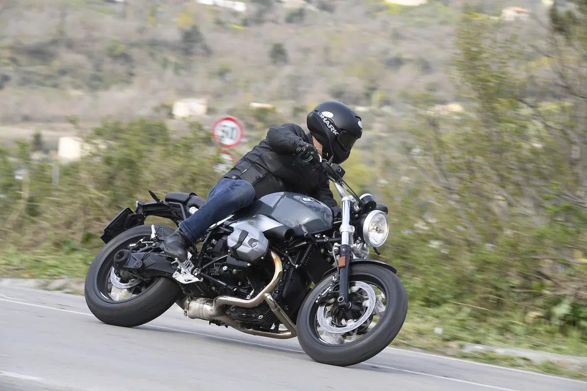 BMW R nineT, Pure e Racer (4)