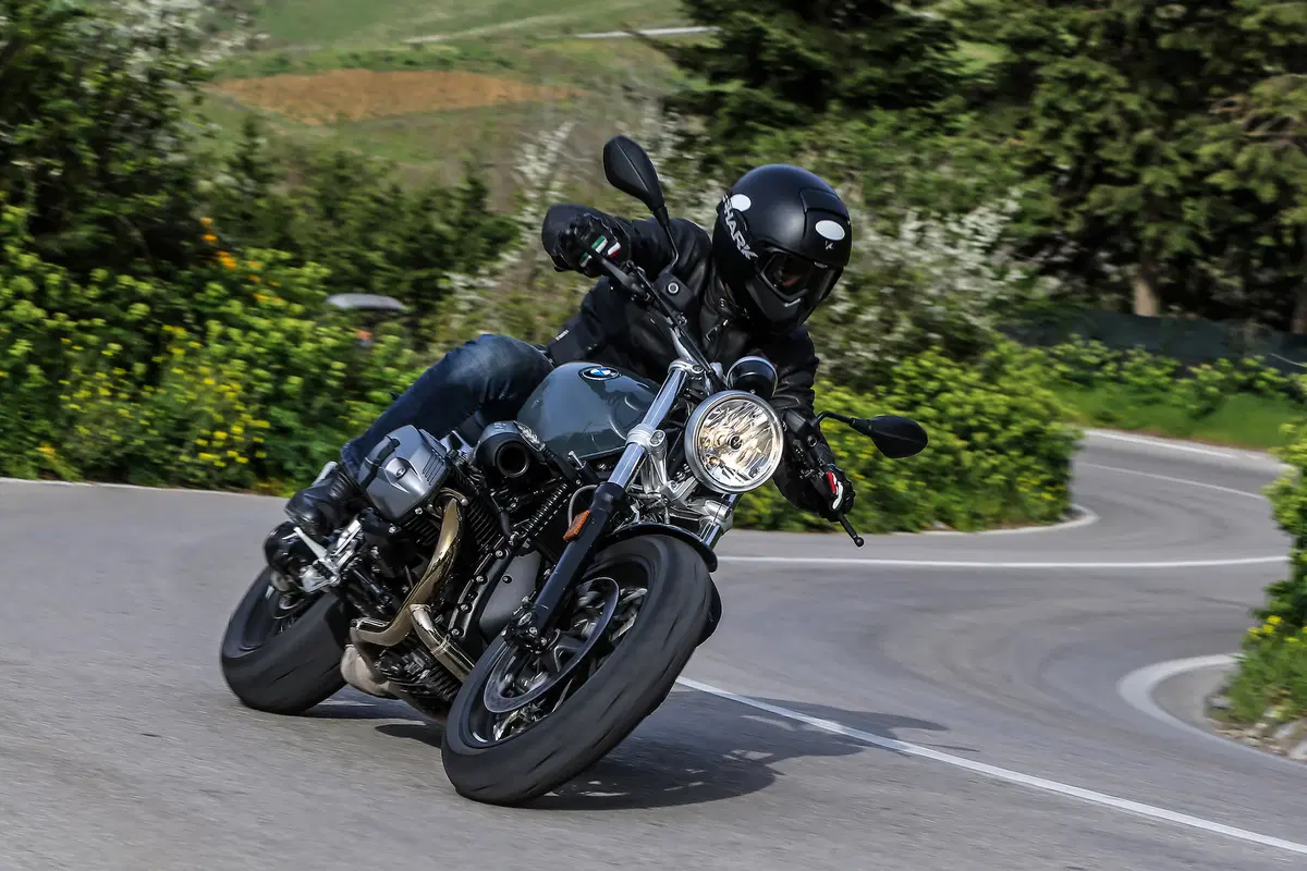 BMW R nineT, Pure e Racer (11)
