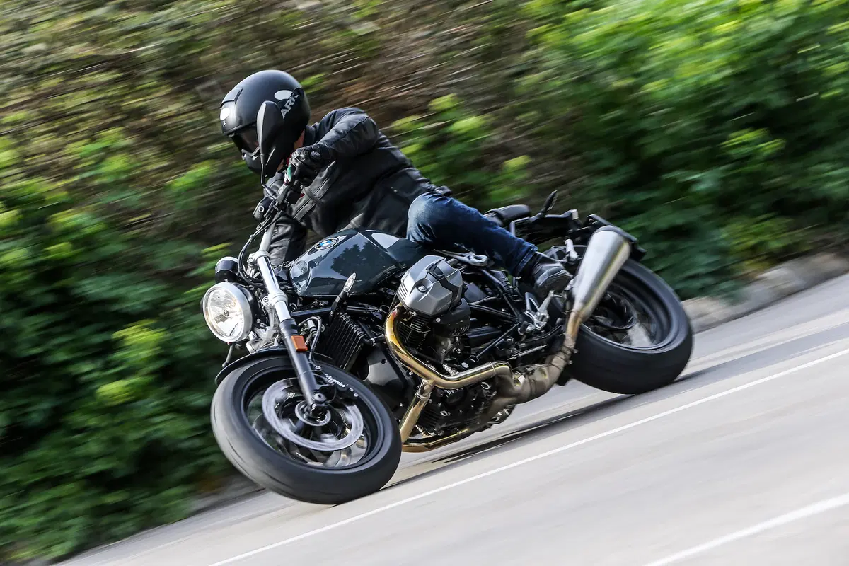 BMW R nineT, Pure e Racer (12)