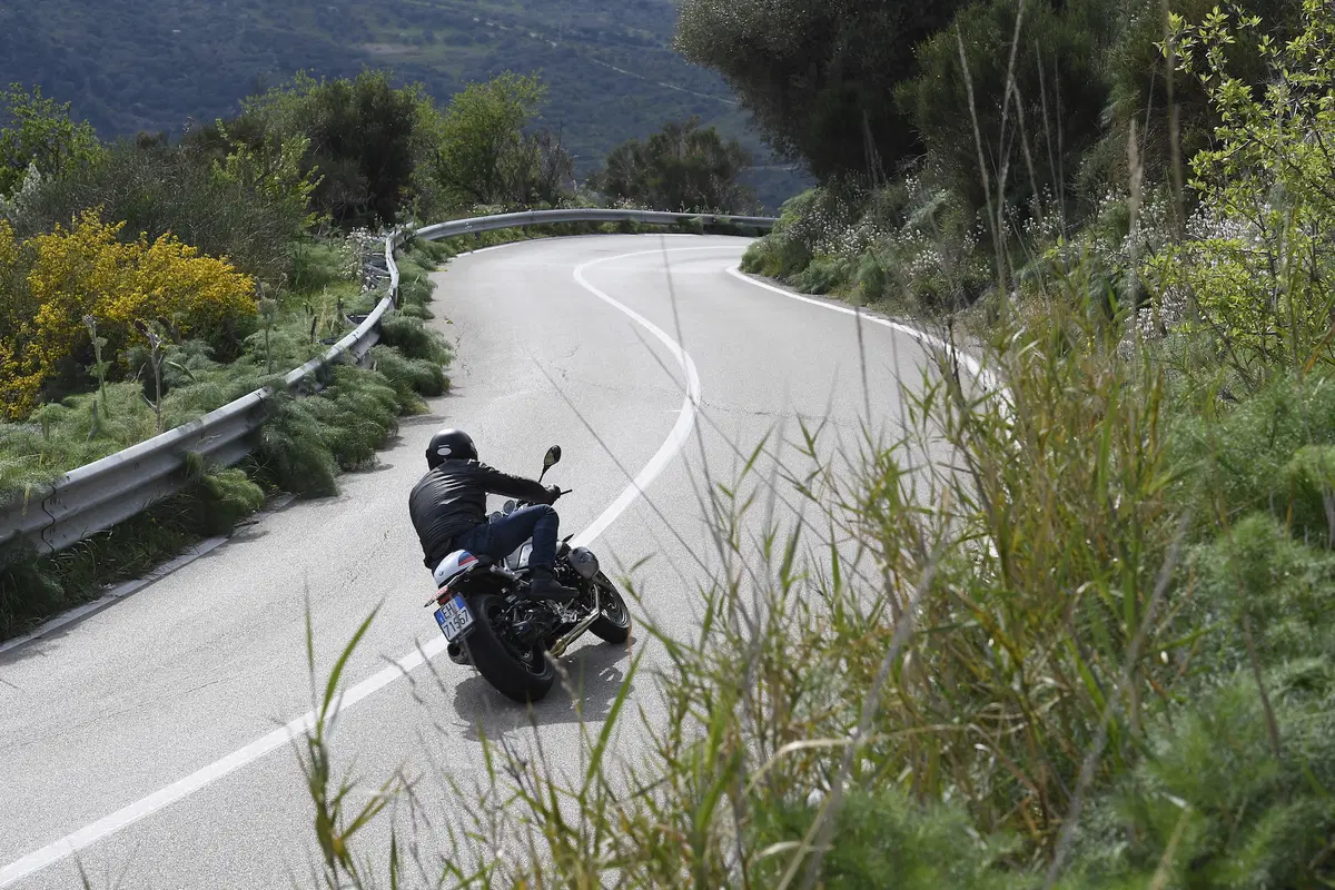 BMW R nineT, Pure e Racer (13)