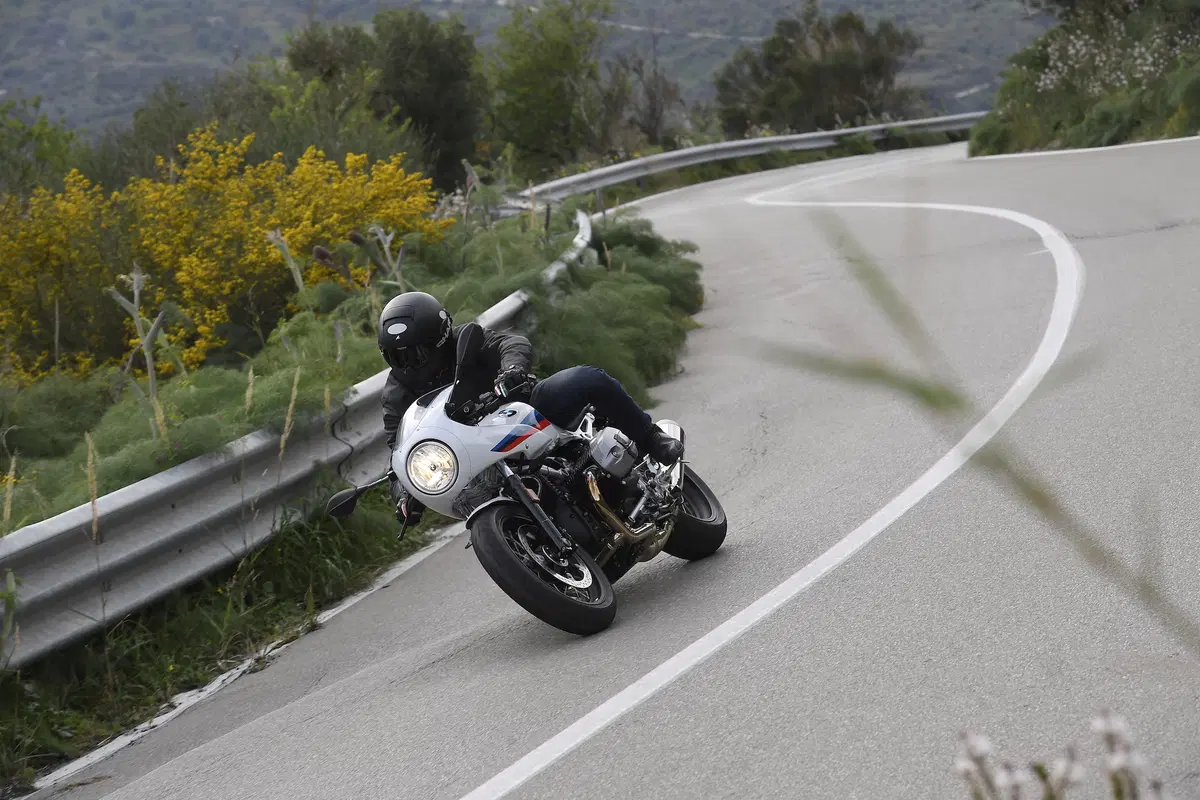 BMW R nineT, Pure e Racer (14)
