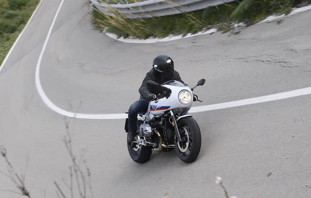 BMW R nineT, Pure e Racer (18)