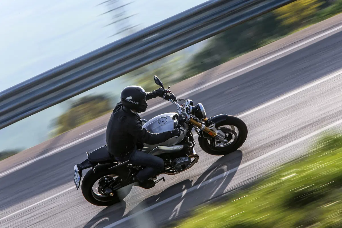 BMW R nineT, Pure e Racer (20)
