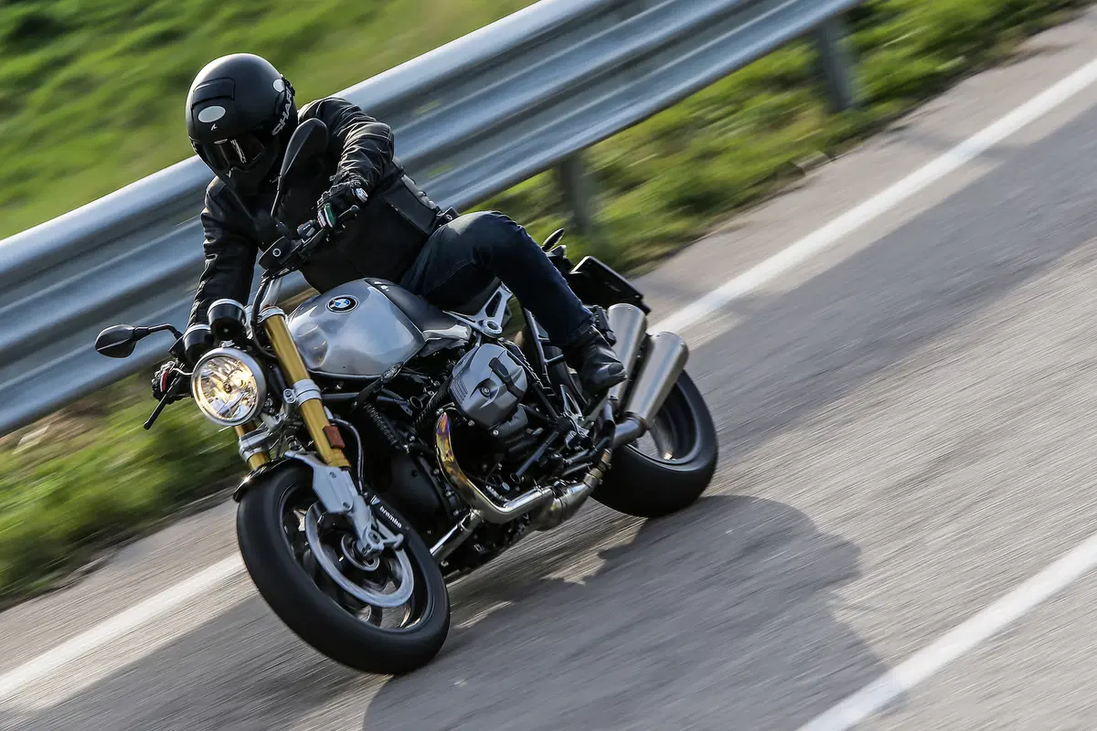 BMW R nineT, Pure e Racer (26)