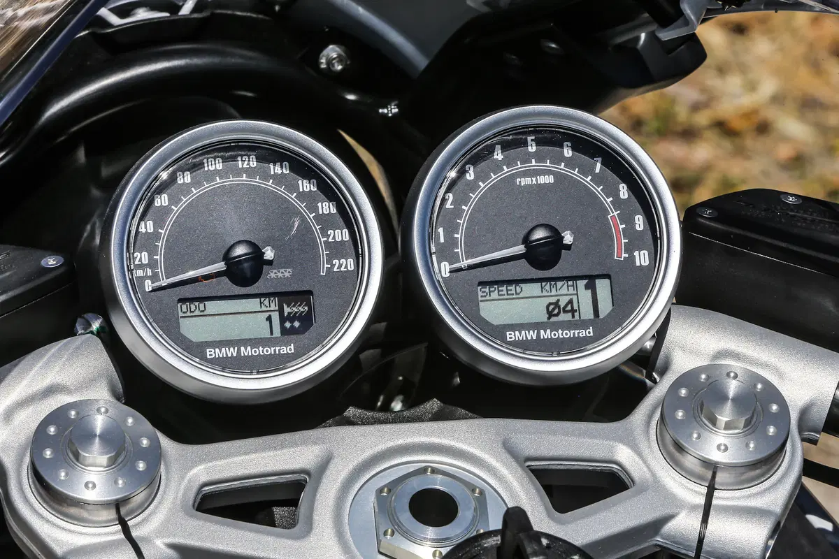 BMW R nineT, Pure e Racer (4)