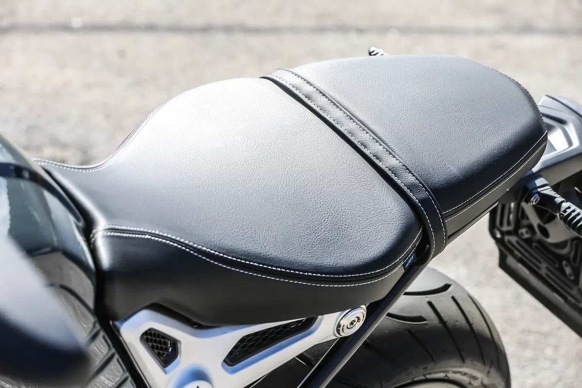 BMW R nineT, Pure e Racer (39)