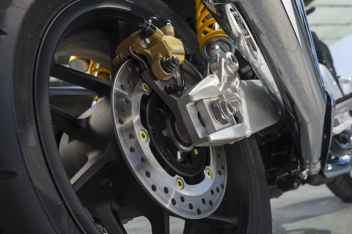 Honda CB1100RS  2017. La macchina del tempo (3)