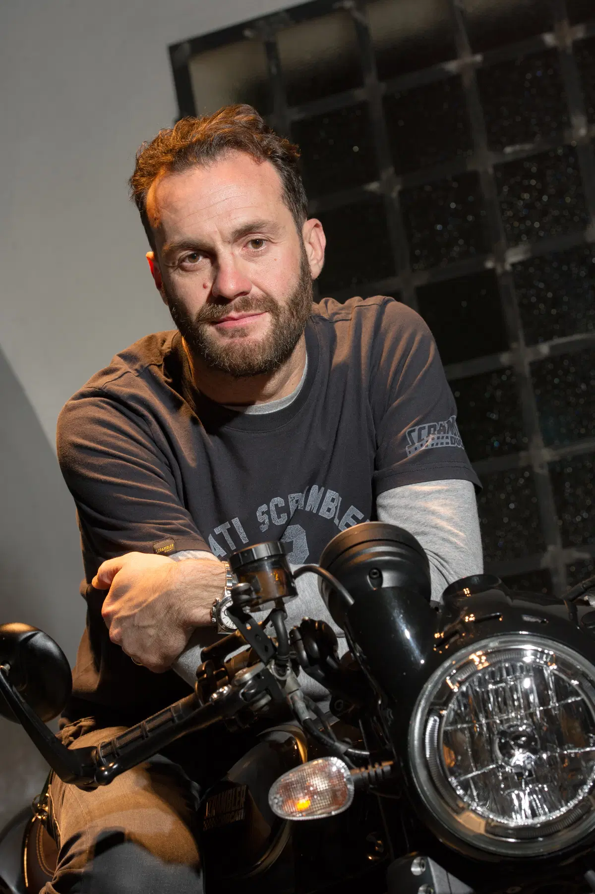 Ducati Scrambler Cafè Racer. Una classica, ma sportiva! (6)