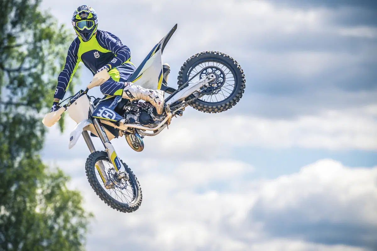 Husqvarna, gamma Cross 2016 rivoluzionata