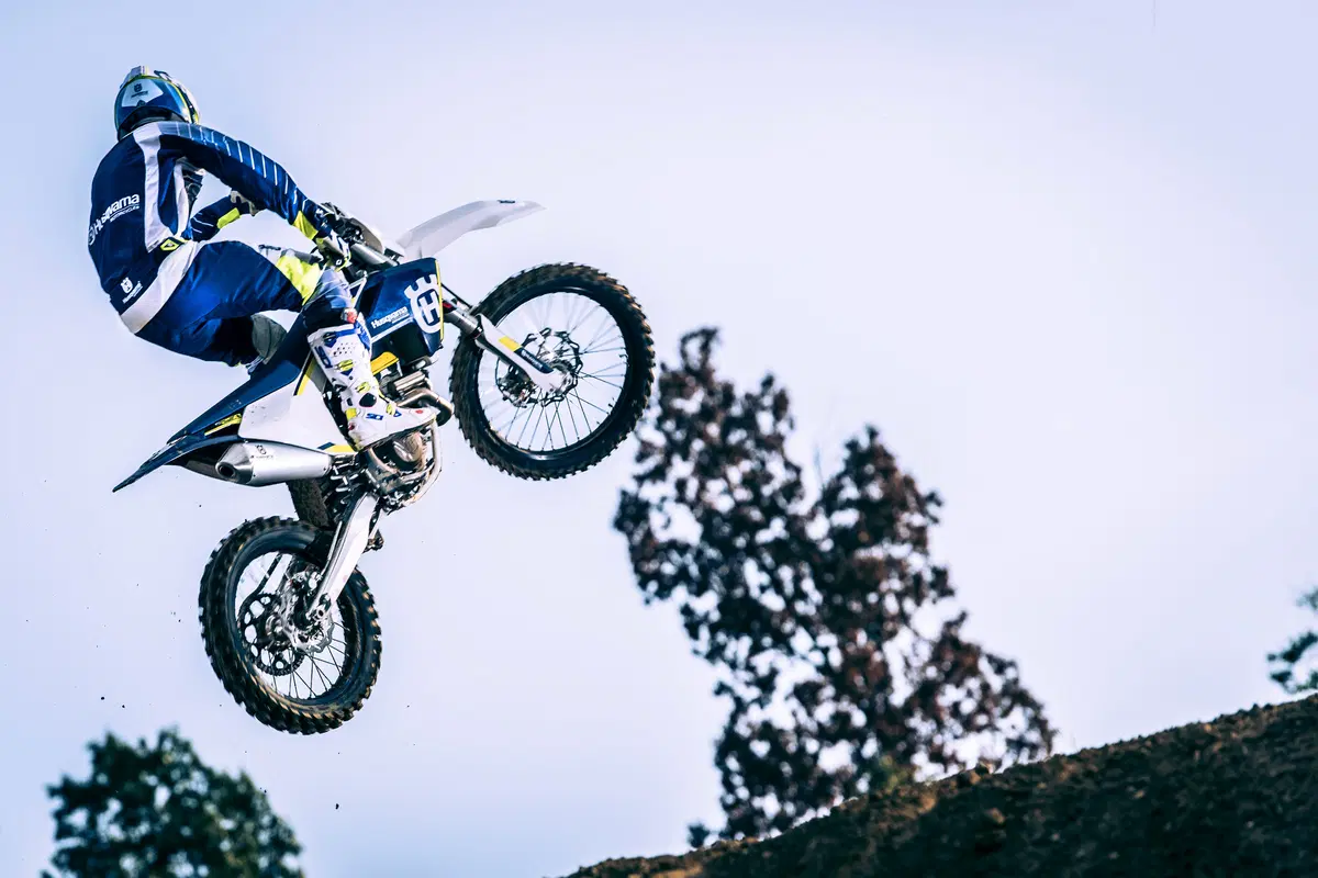 Husqvarna, gamma Cross 2016 rivoluzionata (2)