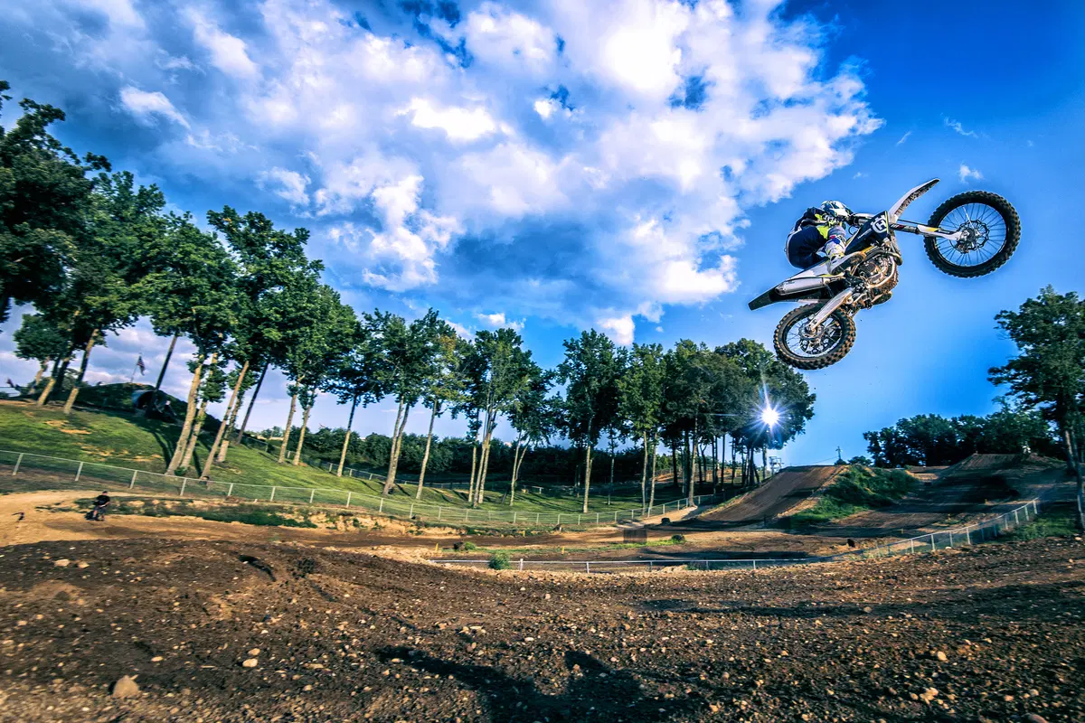 Husqvarna, gamma Cross 2016 rivoluzionata (3)