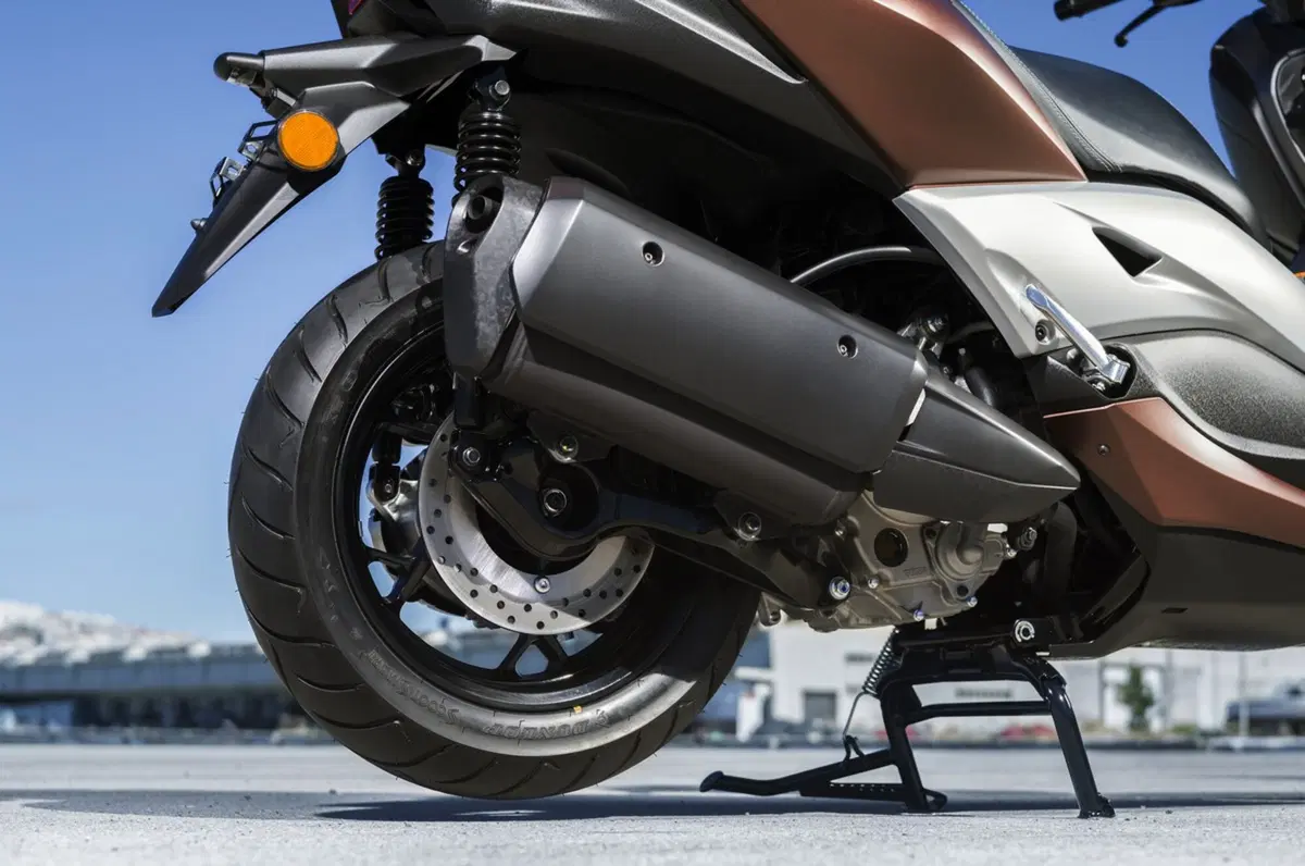 Yamaha XMAX 300 (25)