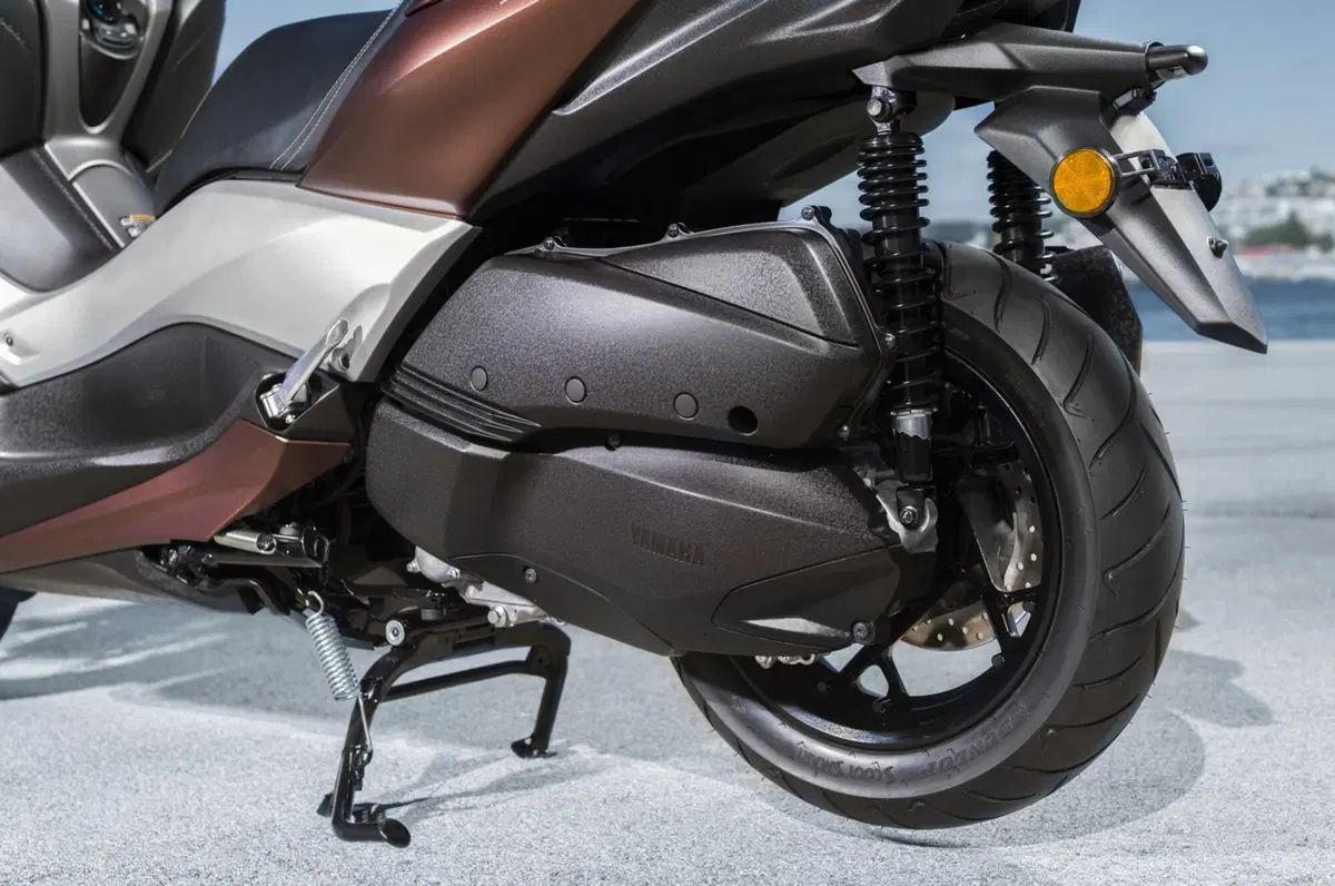 Yamaha XMAX 300 (30)