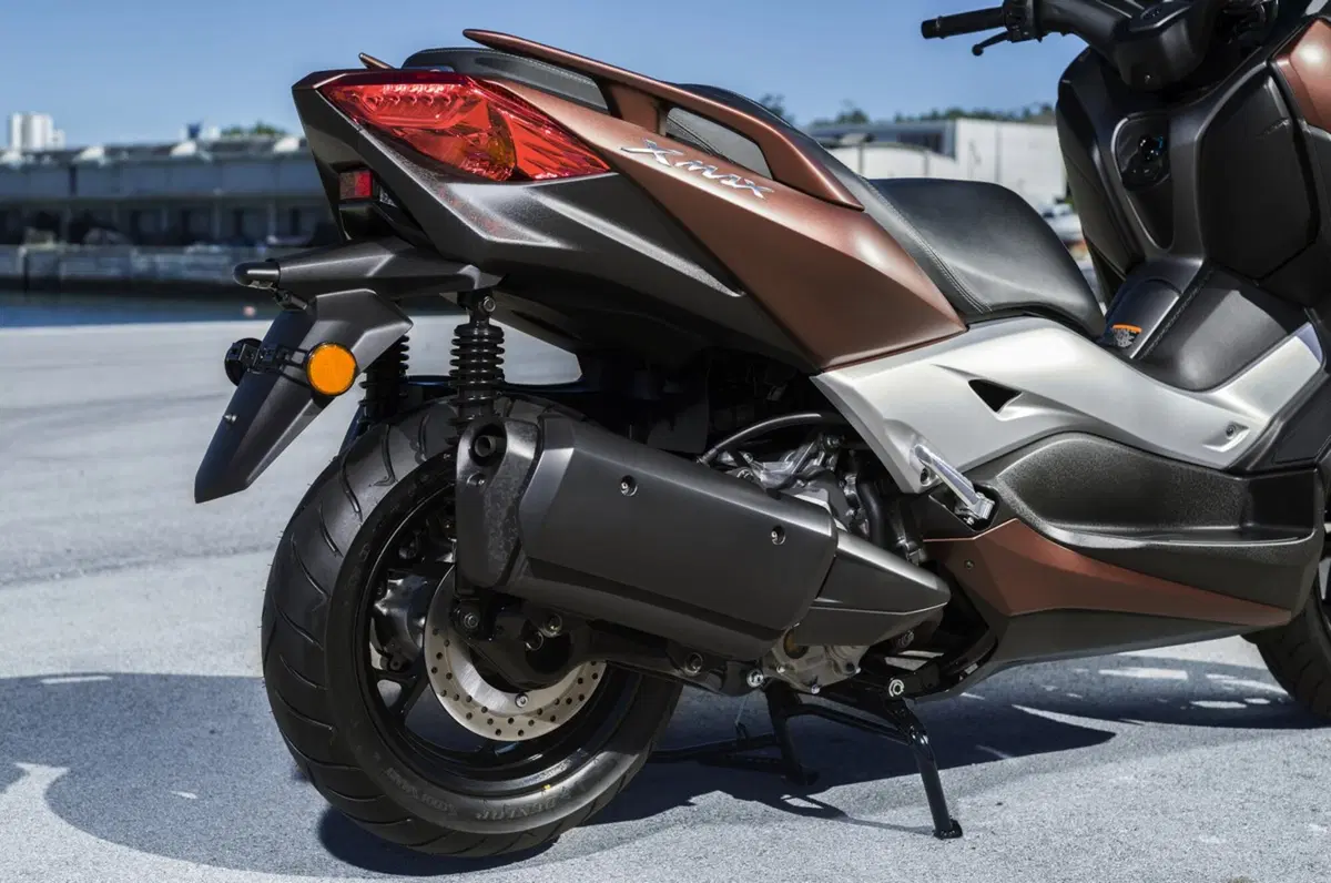 Yamaha XMAX 300 (31)