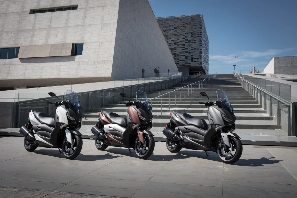 Yamaha XMAX 300 (14)
