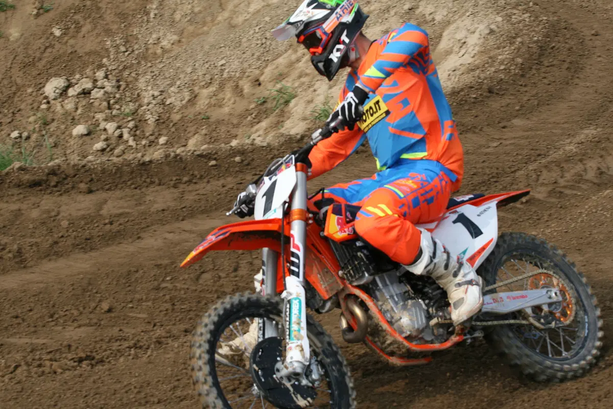 KTM Factory Edition SX-F 250 e 450. Test: il supercross non ha segreti (14)