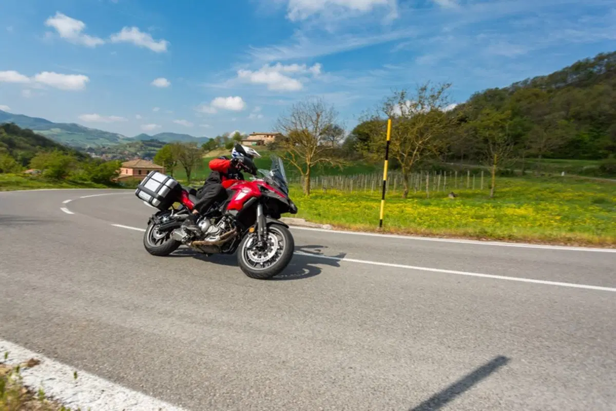 Benelli TRK 502